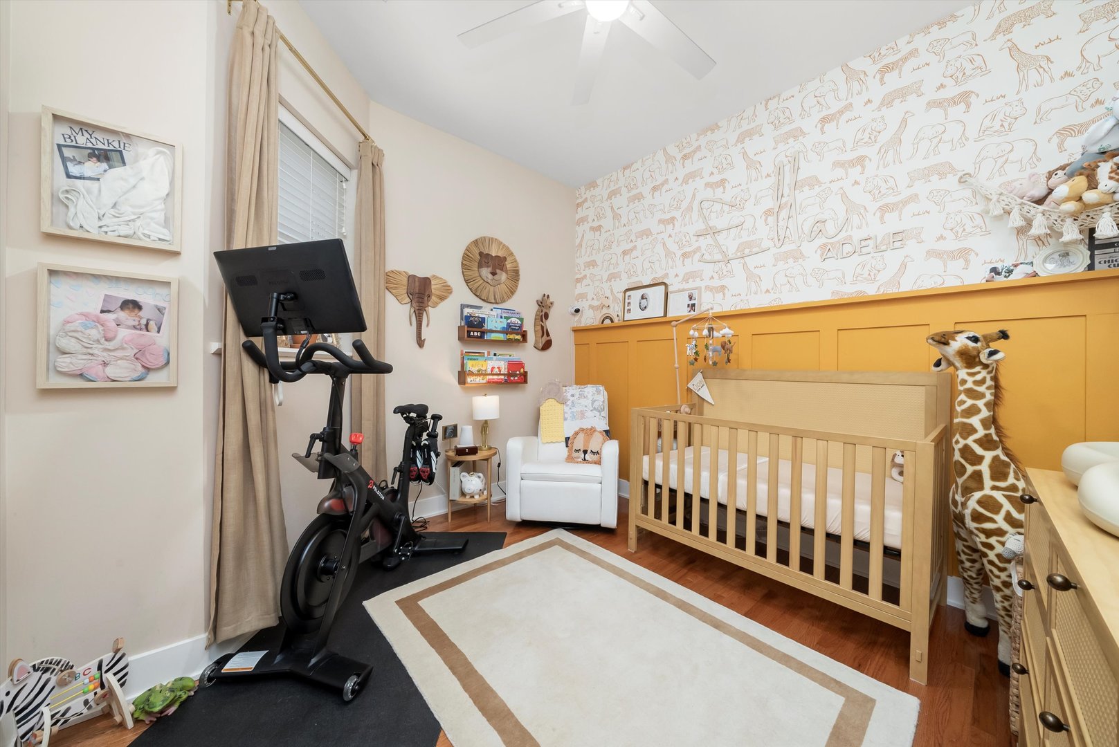 2839 North Burling Street, Unit 3N Chicago, IL 60657 - Photo 19 of 32 a view of a room with gym equipment