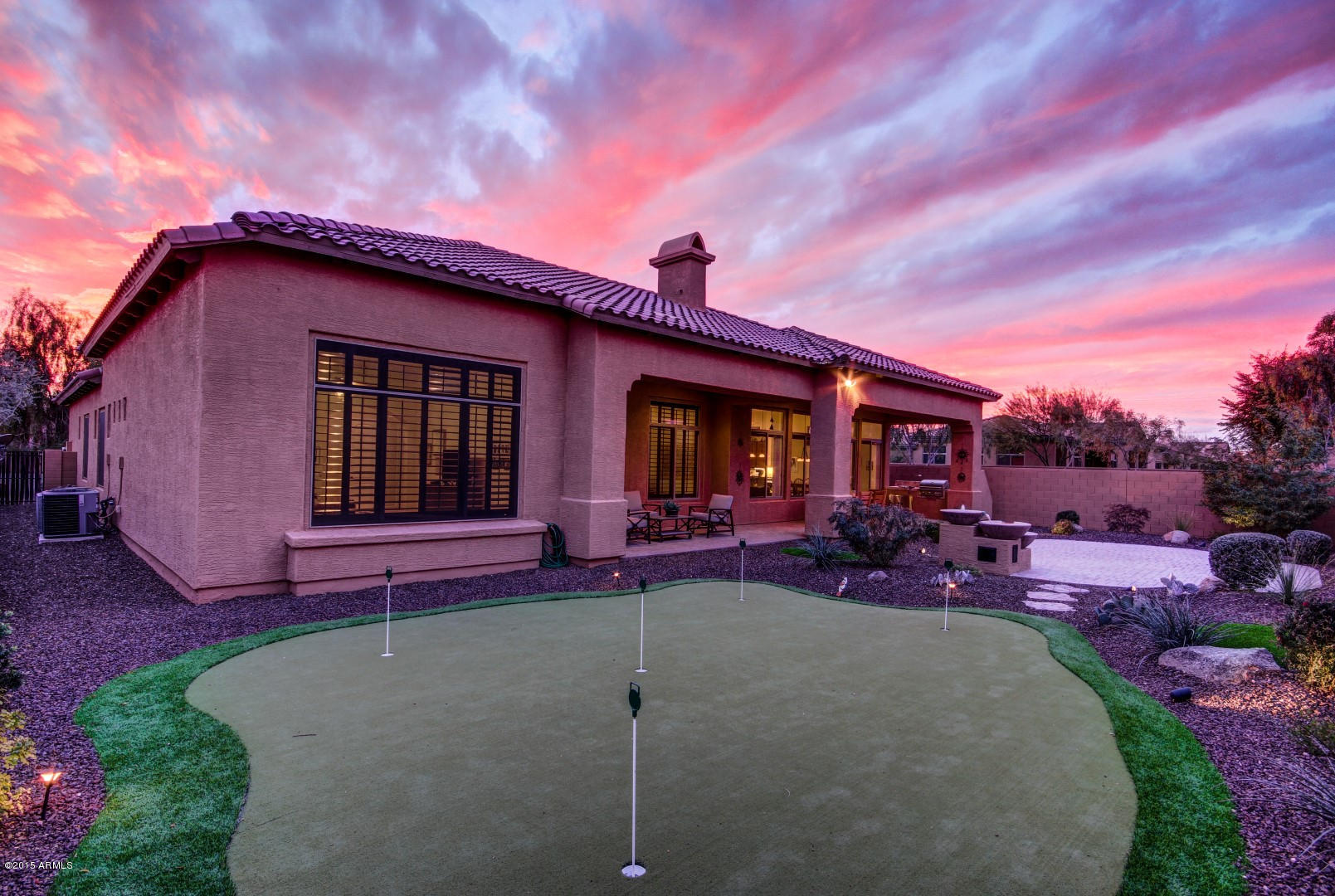 1714 West Brianna Road Phoenix, AZ 85085 - Photo 55 of 68 Putting green