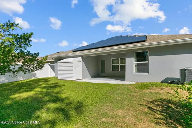$379,900 | 711 Tupelo Circle, Cocoa, FL 32926