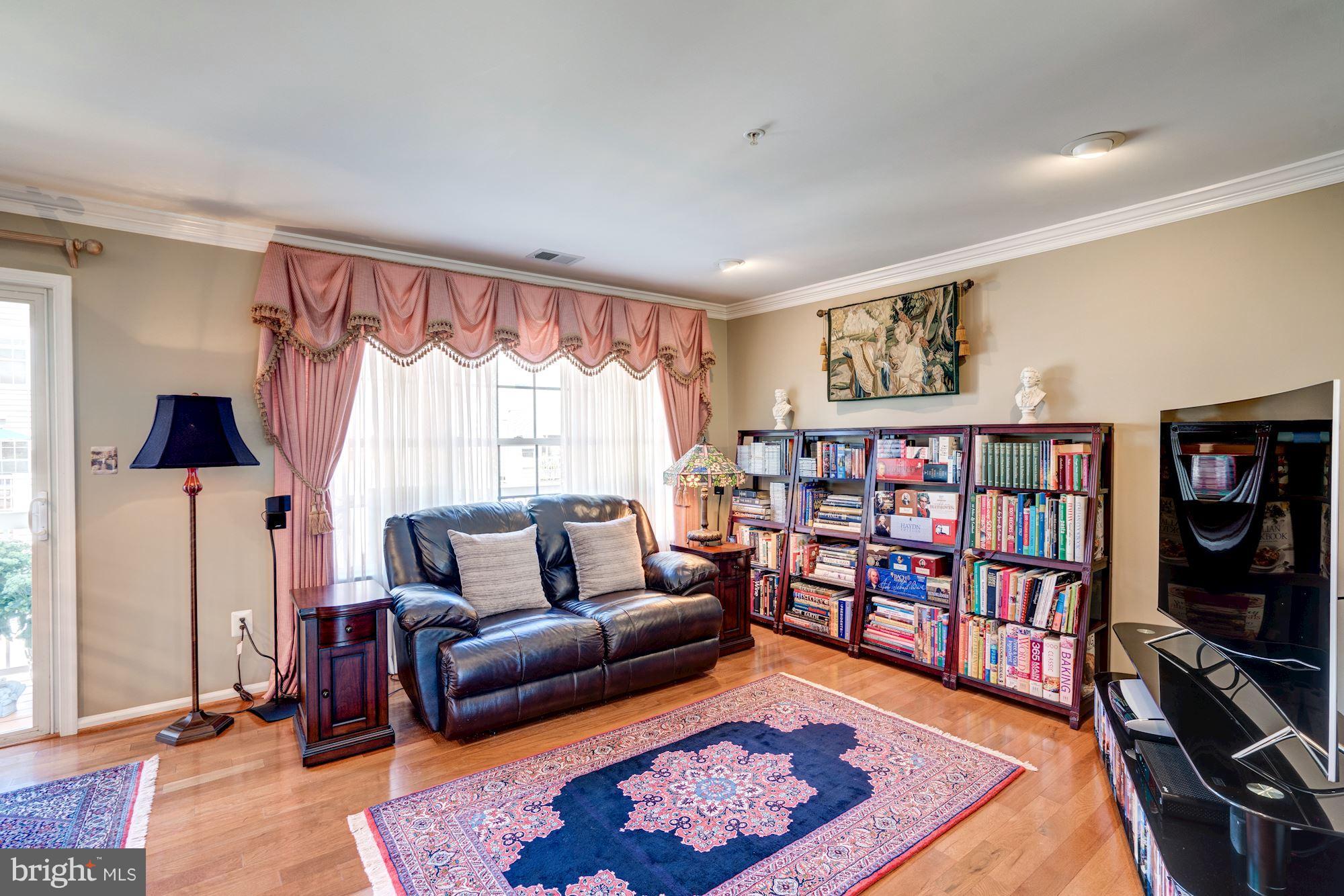 12099 Trumbull Way Reston, VA 20190 - Photo 12 of 30 Kitchen opens to the family room