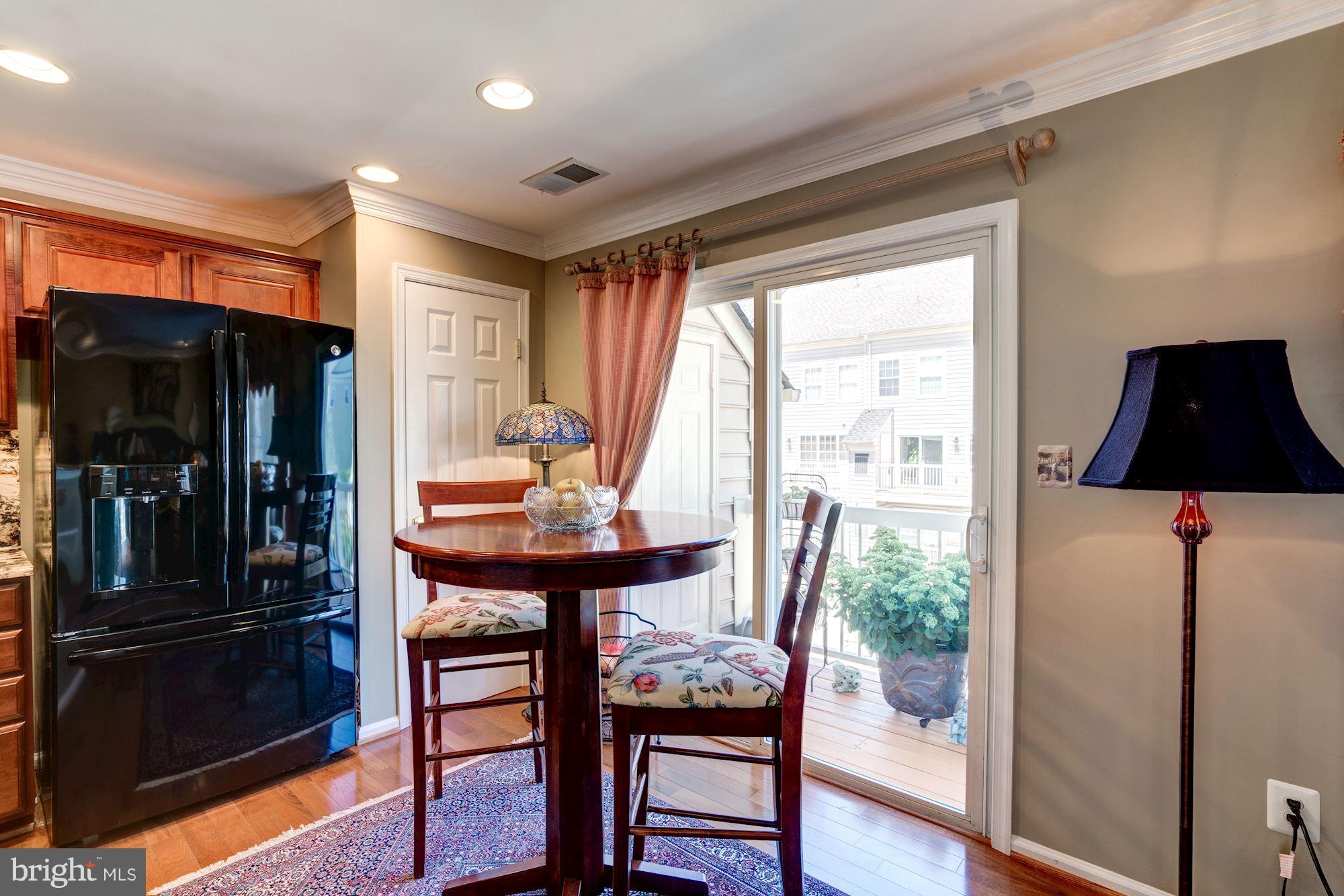 12099 Trumbull Way Reston, VA 20190 - Photo 17 of 30 Breakfast nook