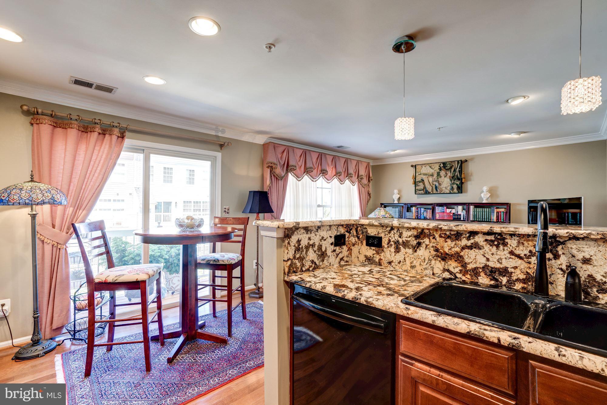 12099 Trumbull Way Reston, VA 20190 - Photo 18 of 30 Kitchen