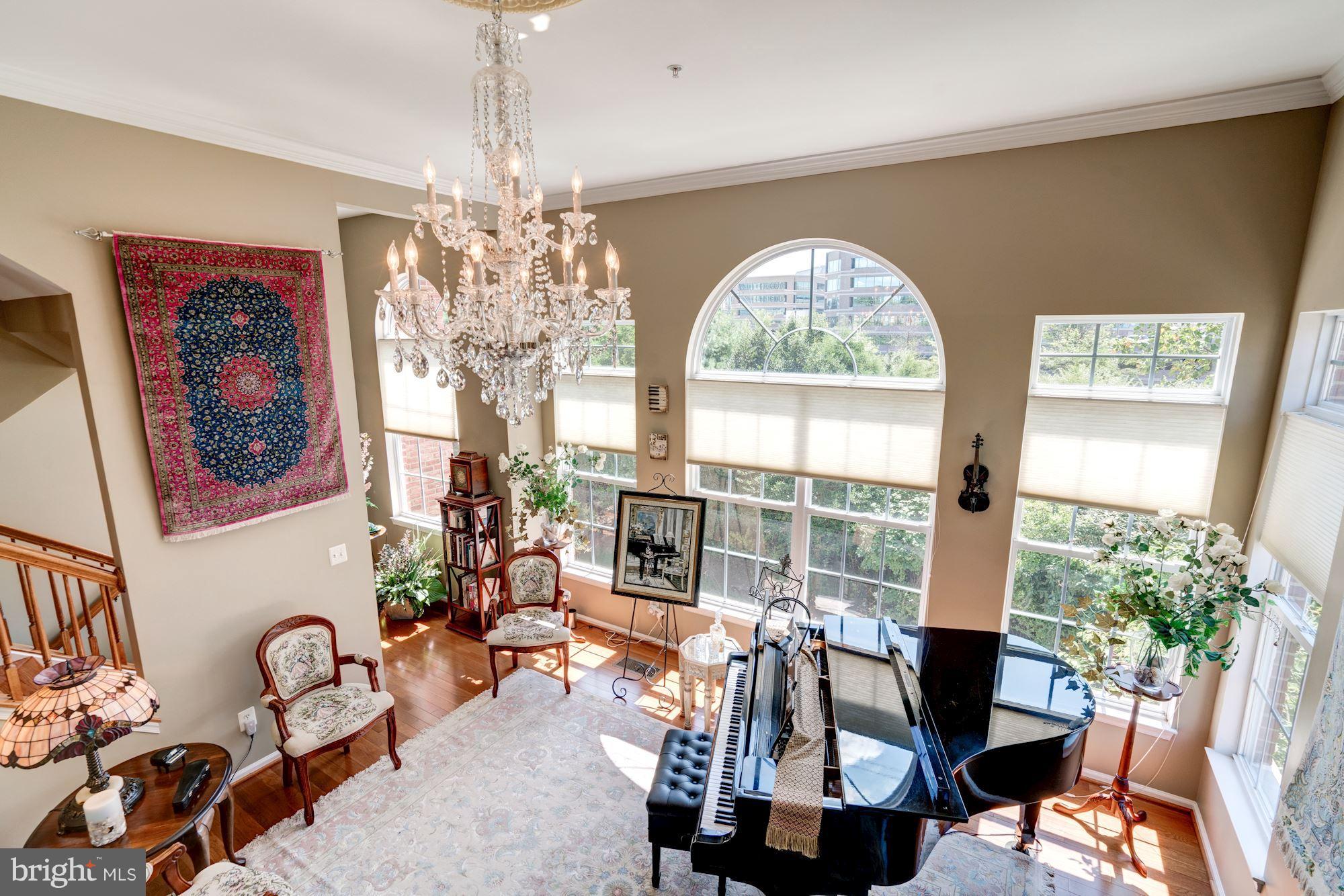 12099 Trumbull Way Reston, VA 20190 - Photo 6 of 30 Beautiful two story living room