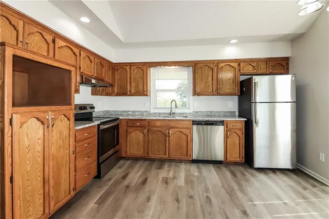 $2,250 | 609 Northeast Bristol Drive, Lee's Summit, MO 64086