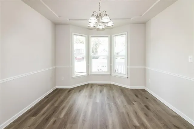 $2,250 | 609 Northeast Bristol Drive, Lee's Summit, MO 64086