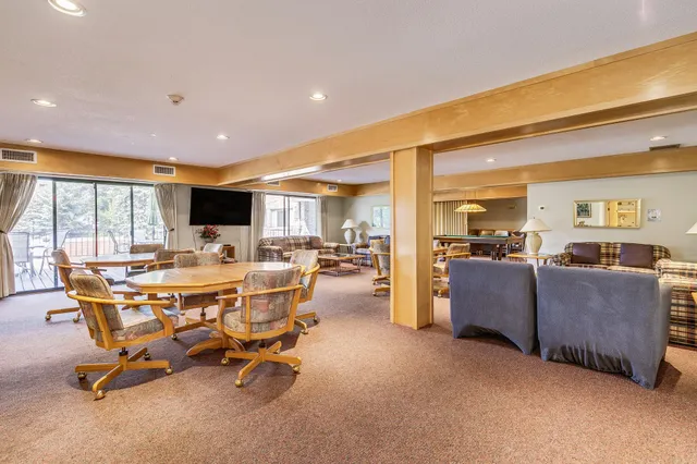 $129,900 | 4120 Parklawn Avenue, Unit 331, Edina, MN 55435