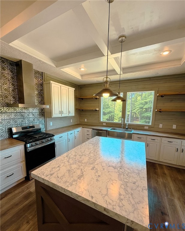 13110 Continental Road Wilsons, VA 23894 - Photo 17 of 61