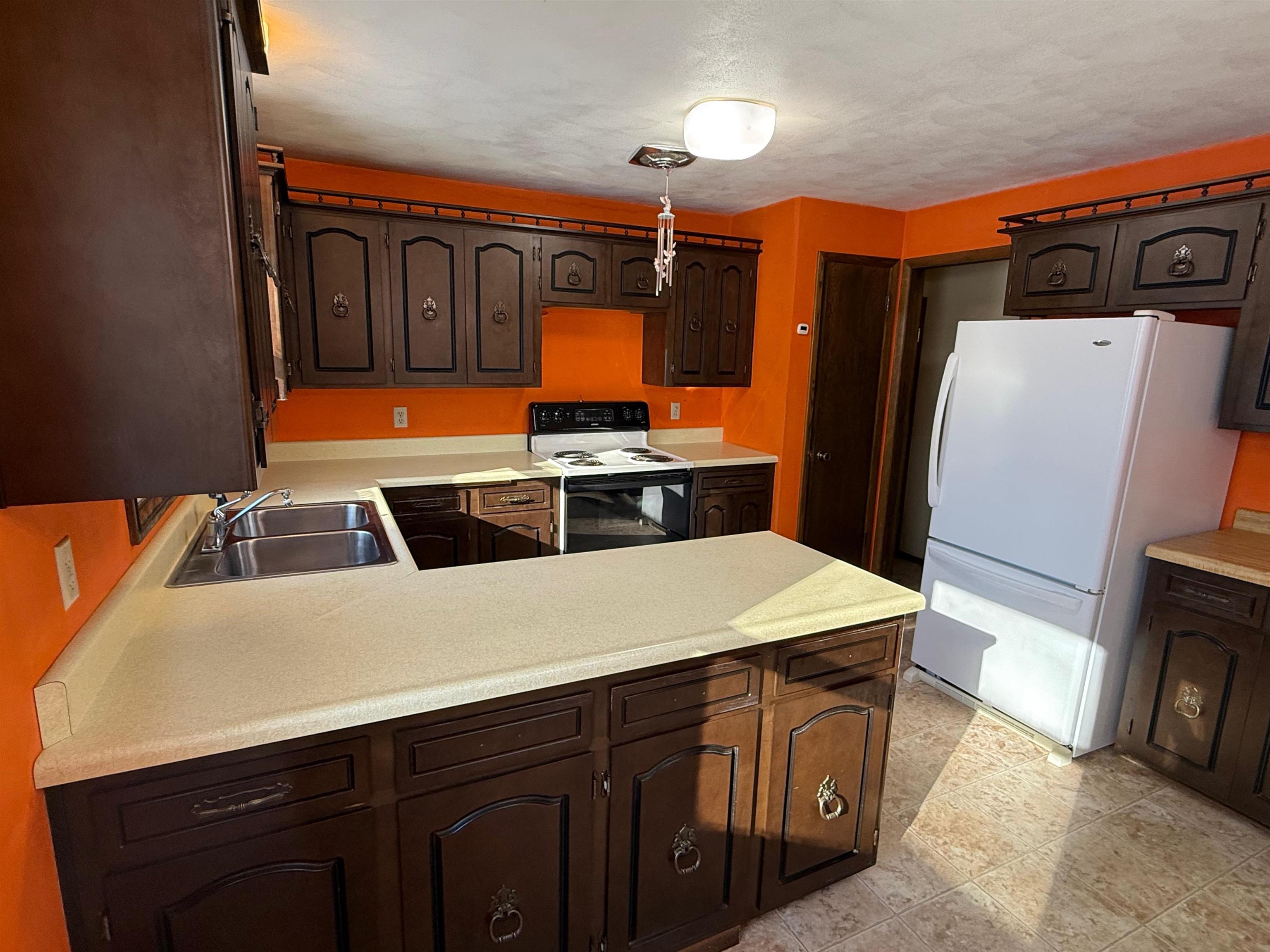 16 Ramlen Court Appleton, WI 54915 - Photo 6 of 12