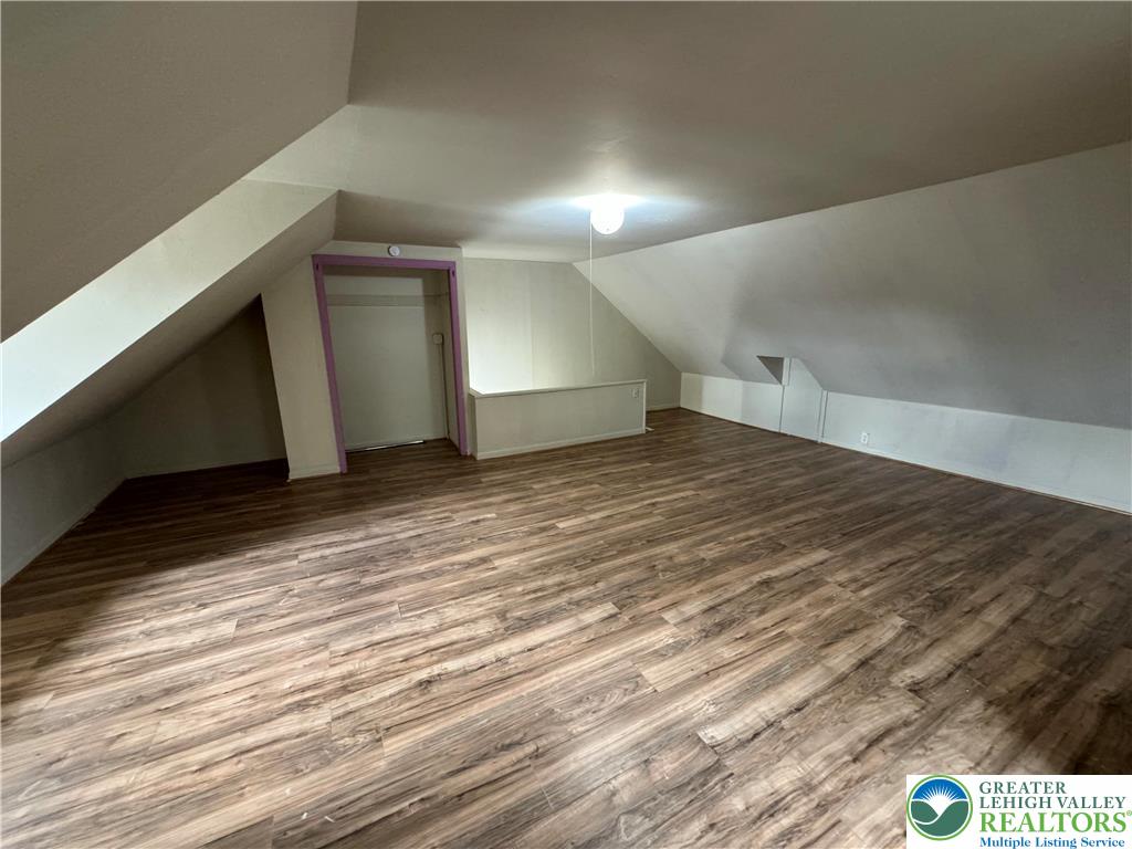 1503 Washington Street, Unit 2 Wilson, PA 18042 - Photo 24 of 28 a view of an empty room