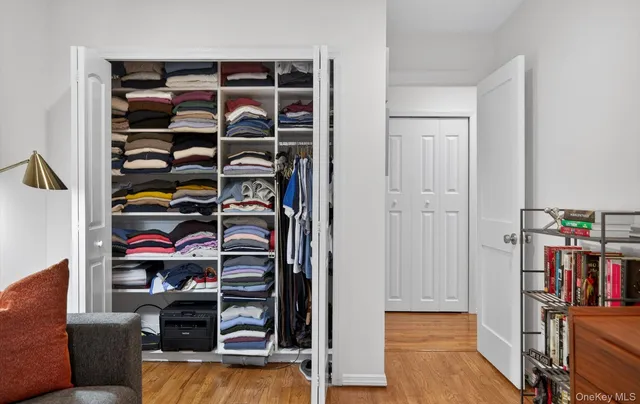 $560,000 | 1 Toms Point Lane, Unit 2A, Port Washington, NY 11050