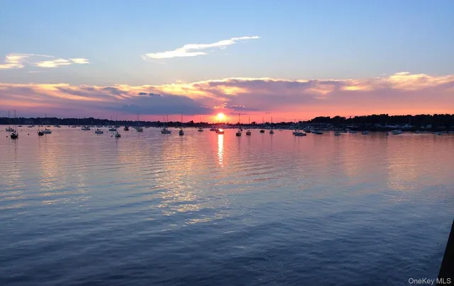 $560,000 | 1 Toms Point Lane, Unit 2A, Port Washington, NY 11050