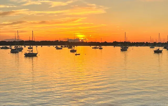 $560,000 | 1 Toms Point Lane, Unit 2A, Port Washington, NY 11050