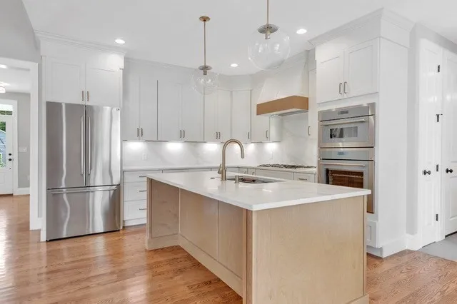 $1,785,000 | 360 Blue Hill Drive, Westwood, MA 02090