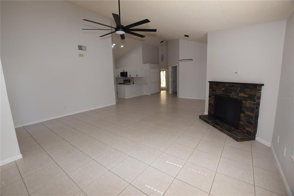 7313 Spring Villas Circle Orlando, FL 32819 - Photo 12 of 41