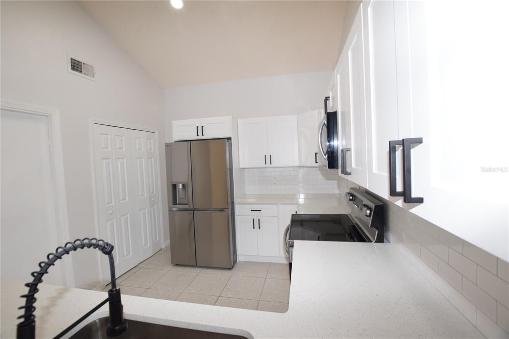 7313 Spring Villas Circle Orlando, FL 32819 - Photo 20 of 41