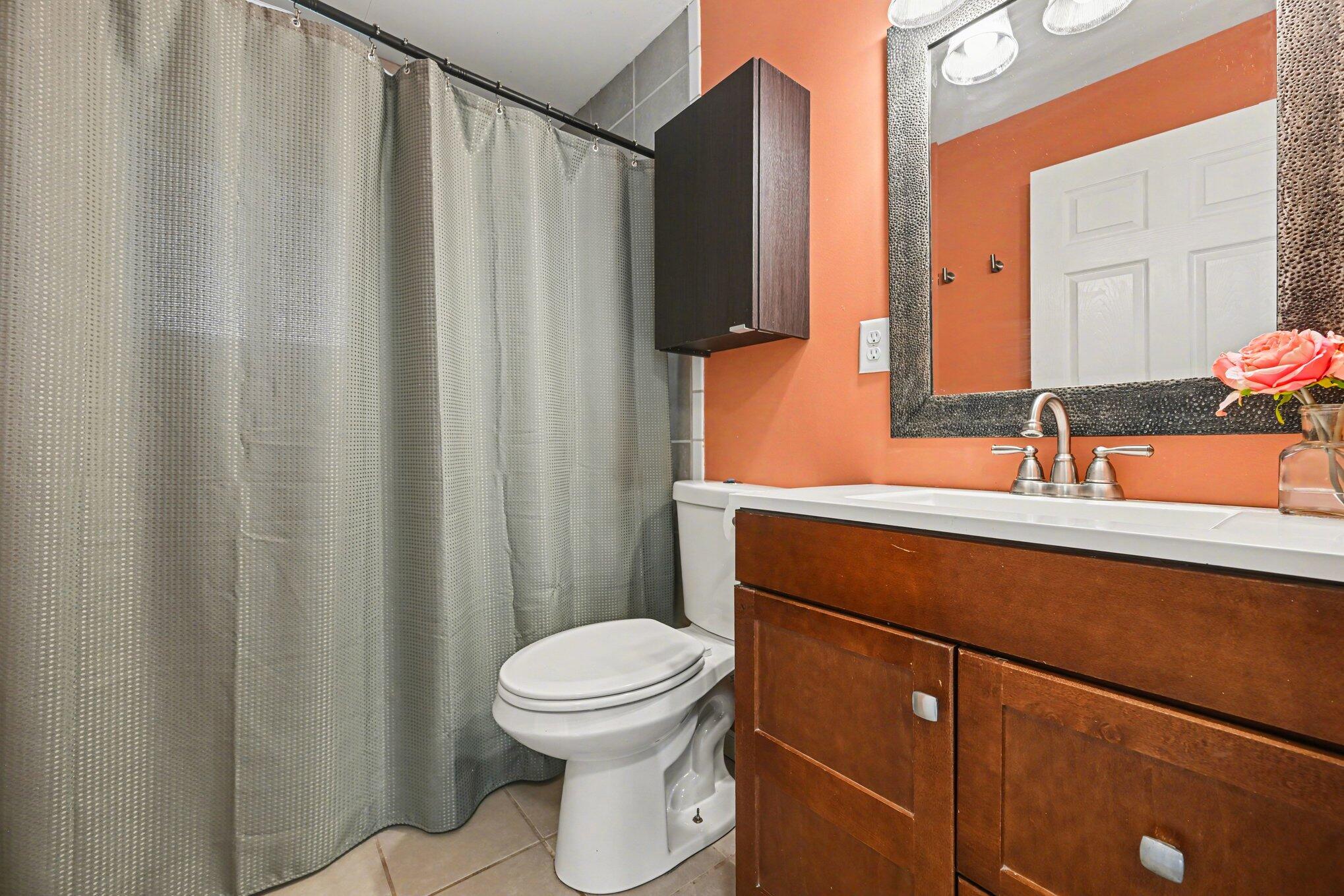6480 Waldon Road Clarkston, MI 48346 - Photo 25 of 35 023_file_1544
