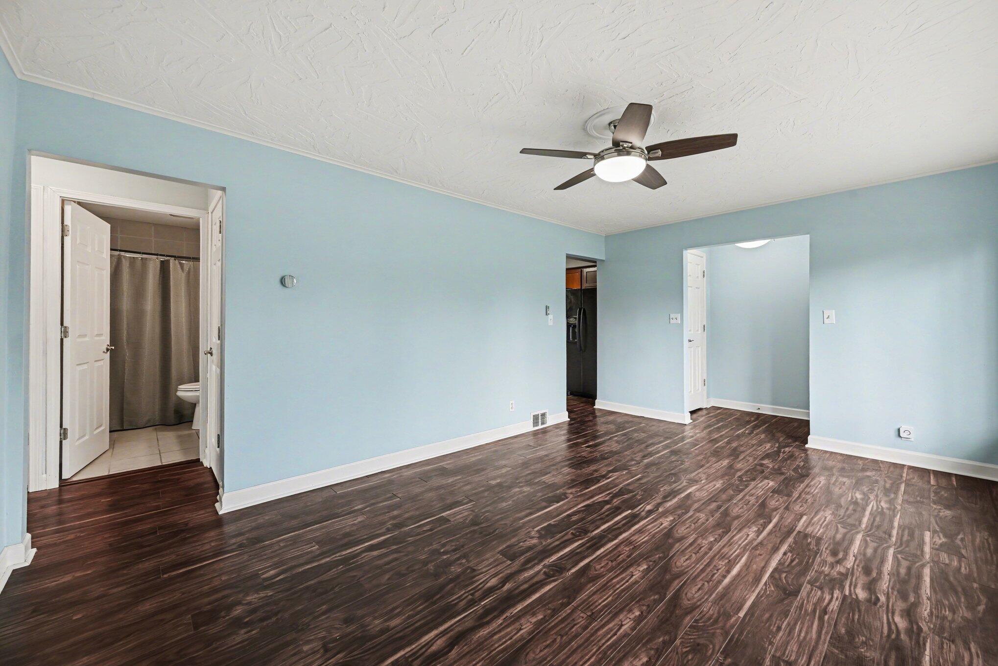 6480 Waldon Road Clarkston, MI 48346 - Photo 7 of 35 008_file_4979