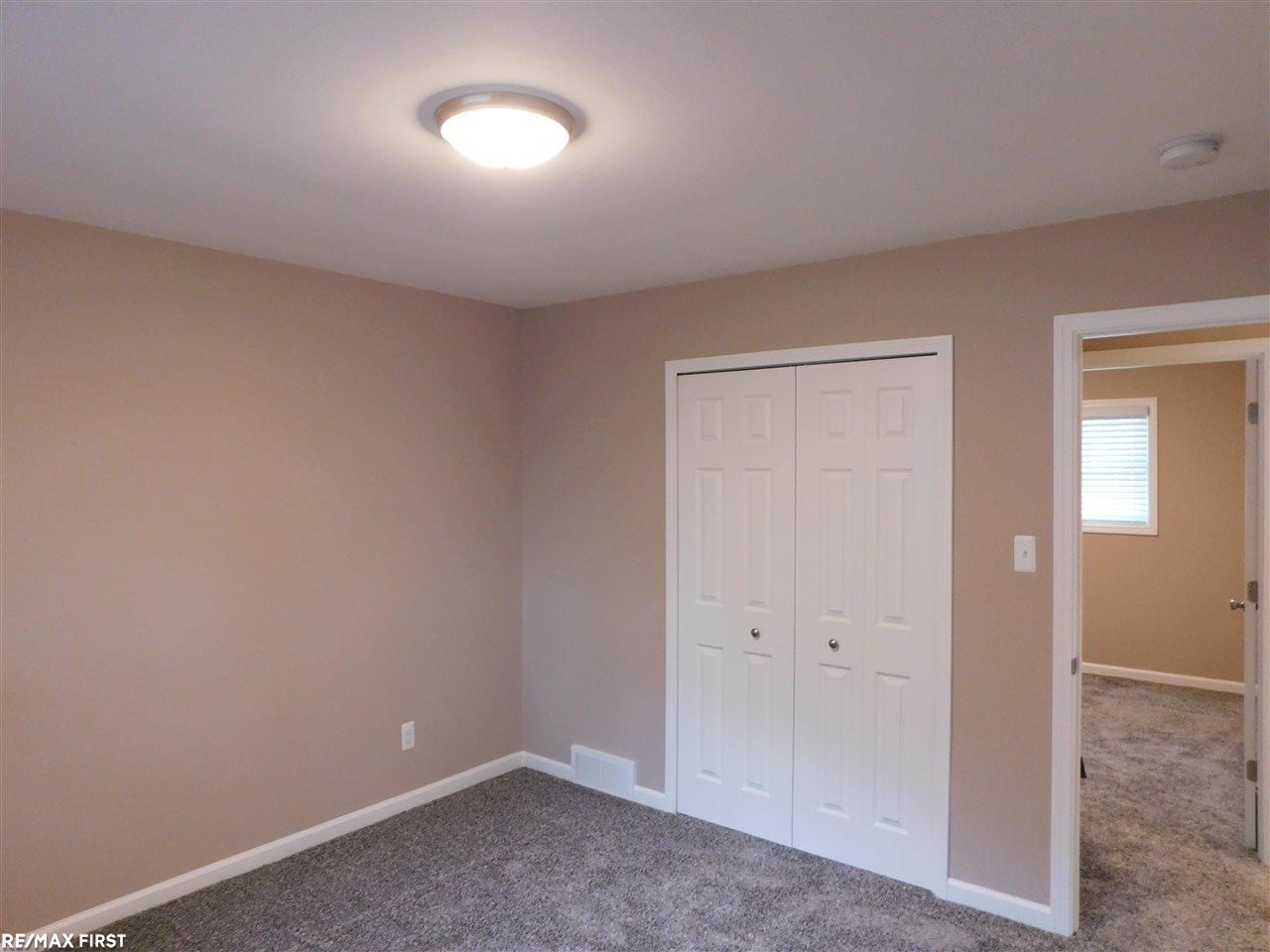 18021 East Thirteen Mile Road Fraser, MI 48026 - Photo 22 of 35 50050390-21.JPG