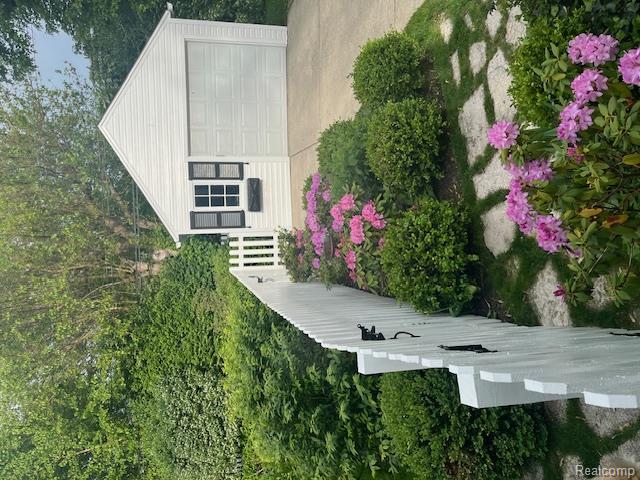 38 Maplefield Road Pleasant Ridge, MI 48069 - Photo 36 of 37 Gallery Image 36