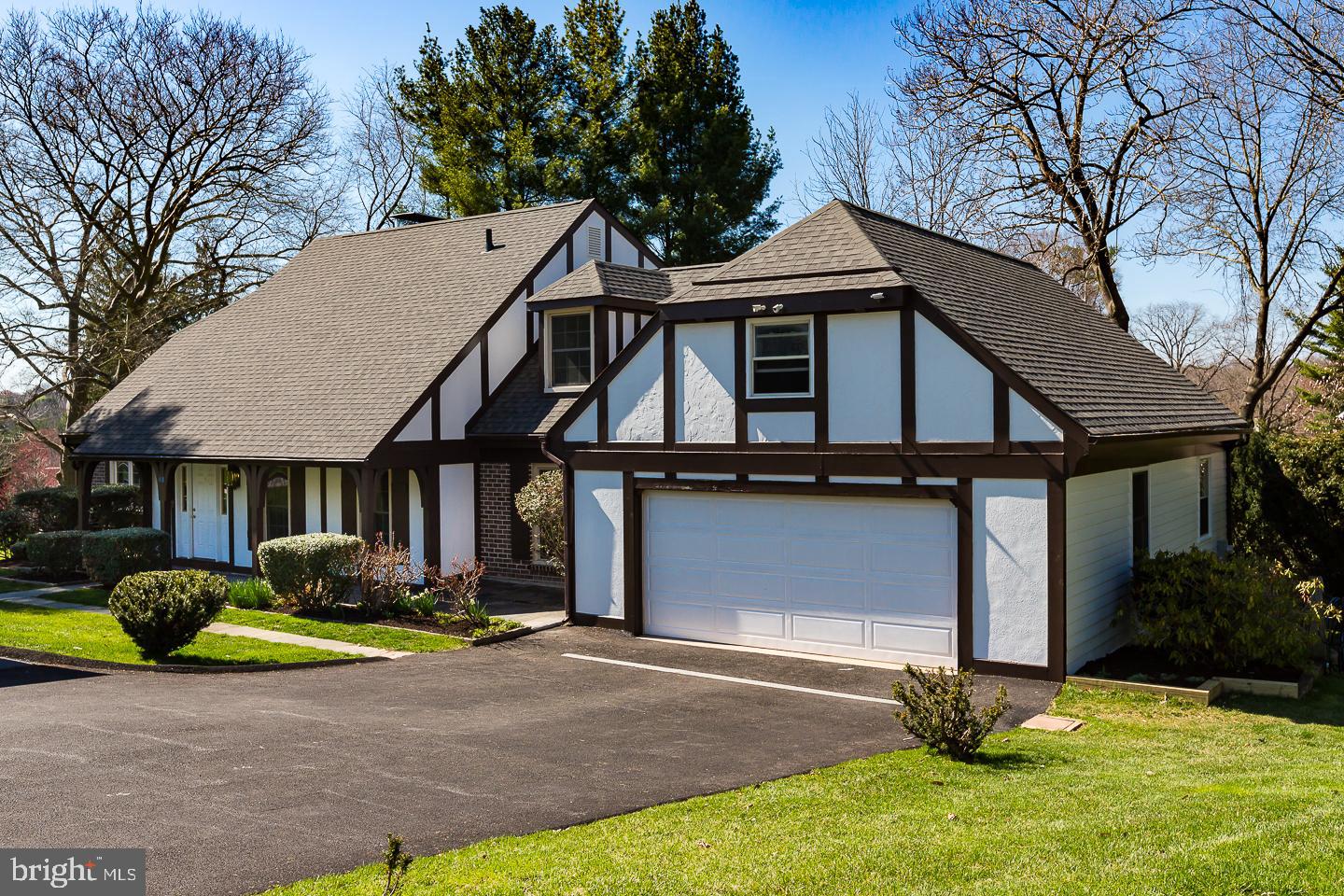 606 Foxfields Road Bryn Mawr, PA 19010 - Photo 2 of 77