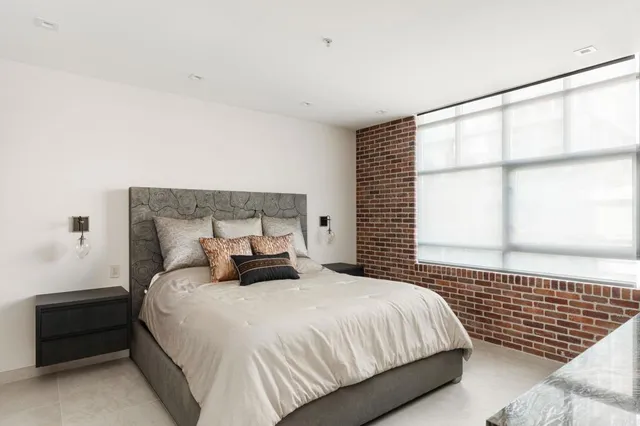 $2,225,000 | 555 Front Street, Unit 204, San Diego, CA 92101