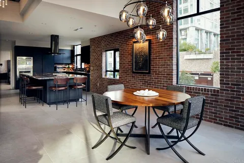 $2,225,000 | 555 Front Street, Unit 204, San Diego, CA 92101