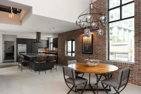 $2,225,000 | 555 Front Street, Unit 204, San Diego, CA 92101