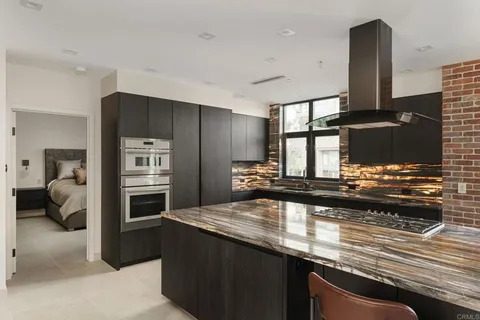 $2,225,000 | 555 Front Street, Unit 204, San Diego, CA 92101