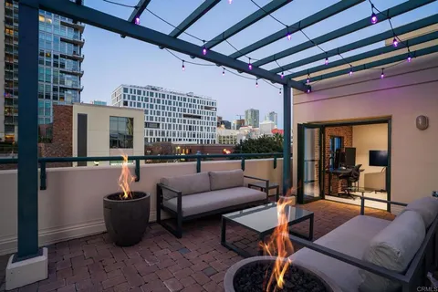 $2,225,000 | 555 Front Street, Unit 204, San Diego, CA 92101