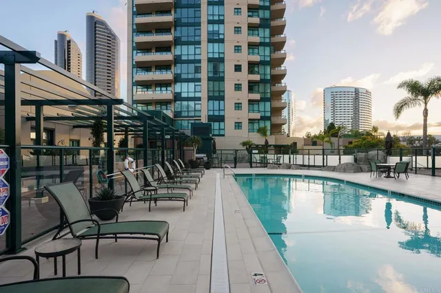 $2,225,000 | 555 Front Street, Unit 204, San Diego, CA 92101