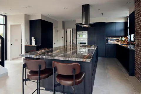 $2,225,000 | 555 Front Street, Unit 204, San Diego, CA 92101