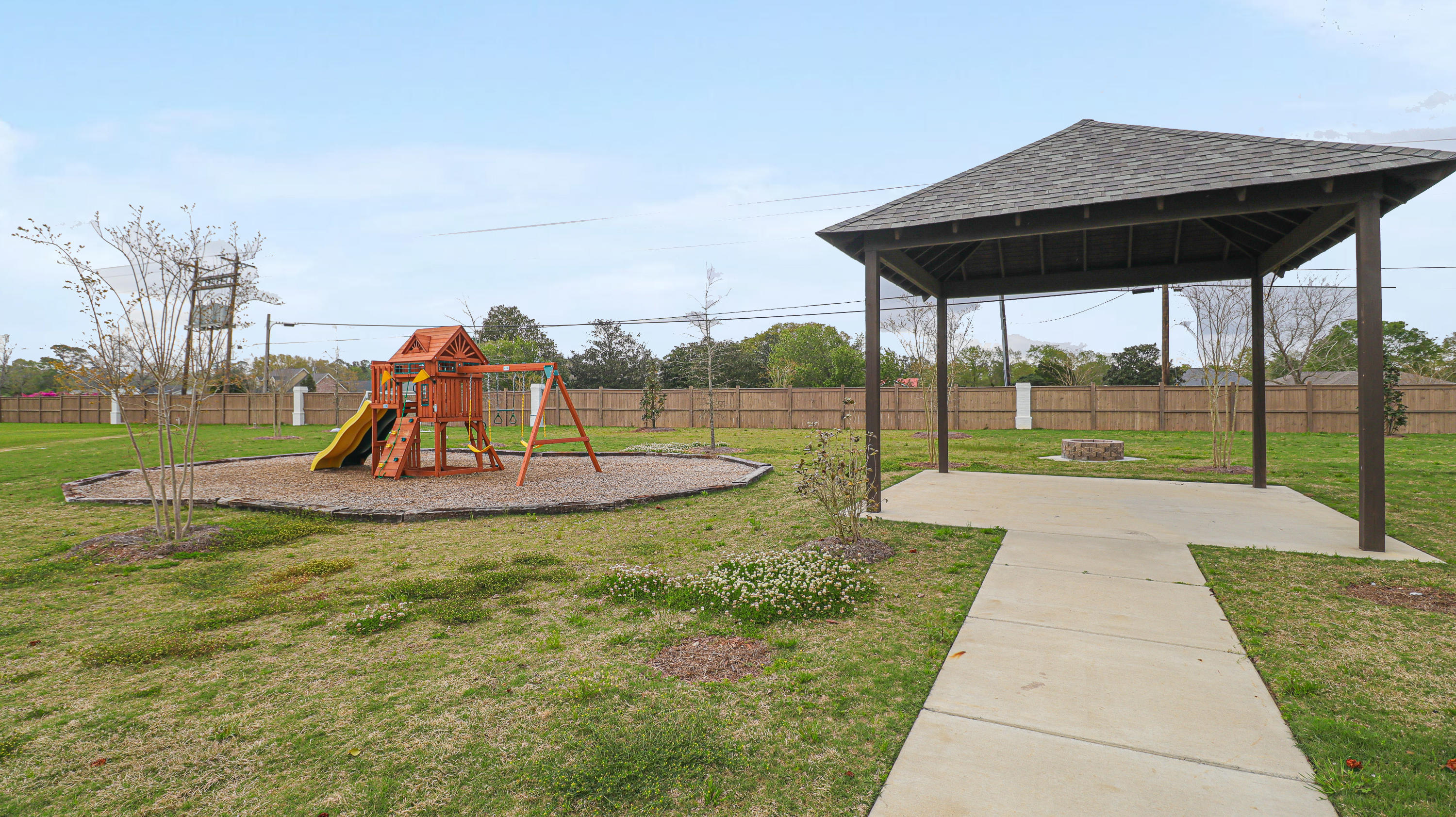 7911 Park Road Biloxi, MS 39532 - Photo 28 of 30 park next door