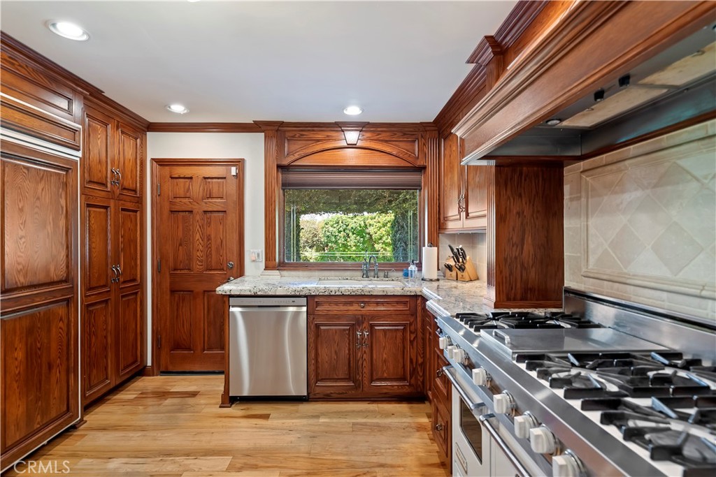 6565 Lorraine Drive Riverside, CA 92506 - Photo 17 of 61