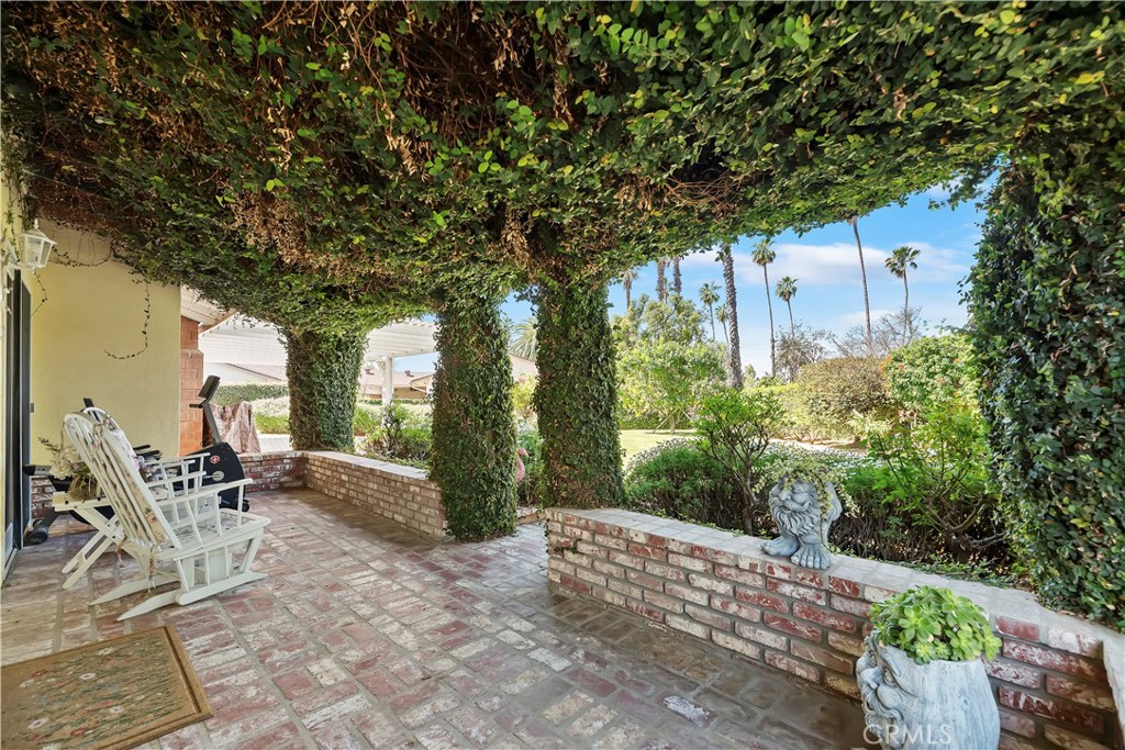 6565 Lorraine Drive Riverside, CA 92506 - Photo 34 of 61