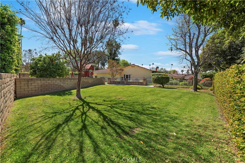 6565 Lorraine Drive Riverside, CA 92506 - Photo 39 of 61