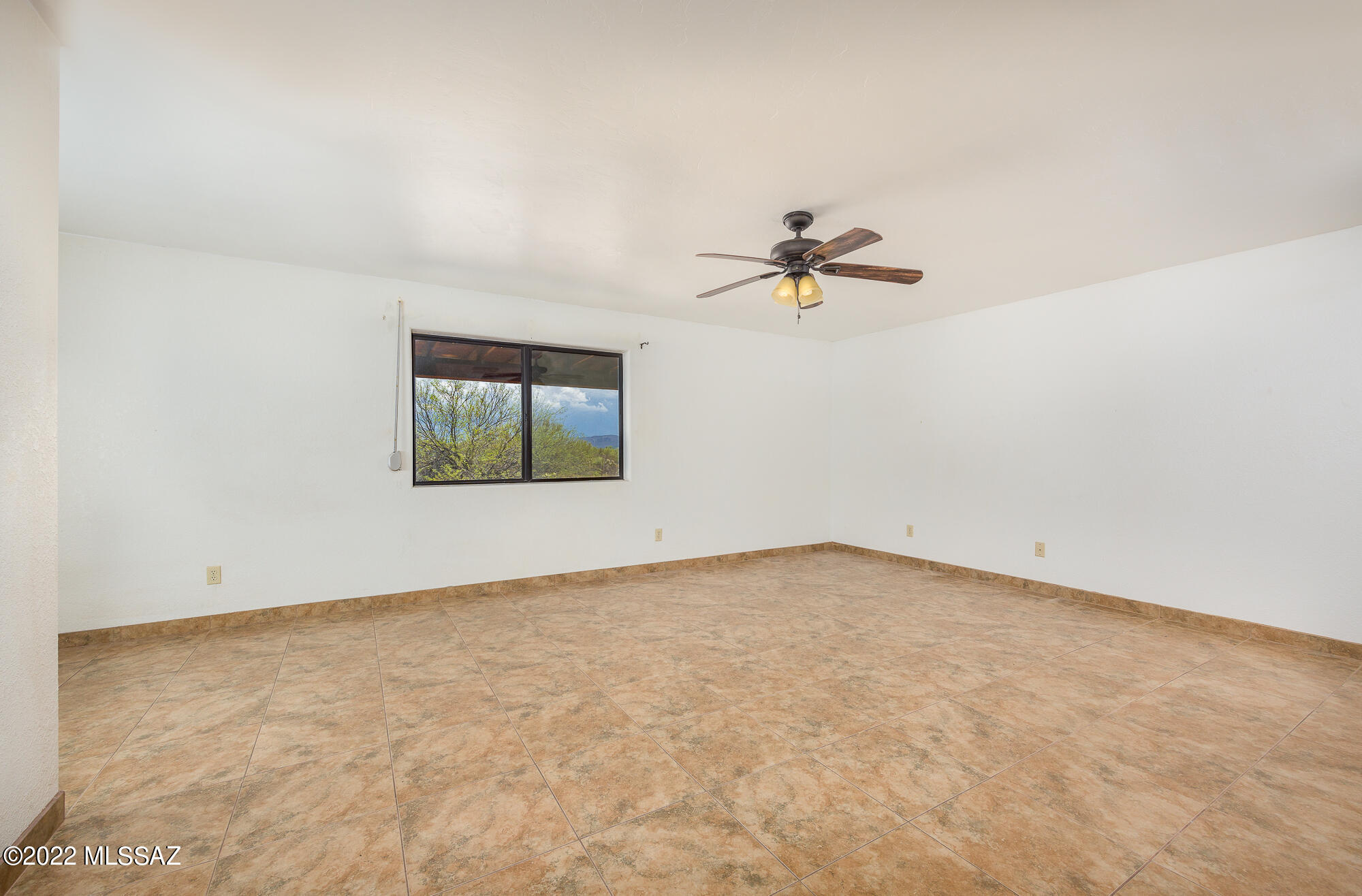 6655 West Naomi Road Tucson, AZ 85735 - Photo 10 of 26 6655-naomi_mls-12