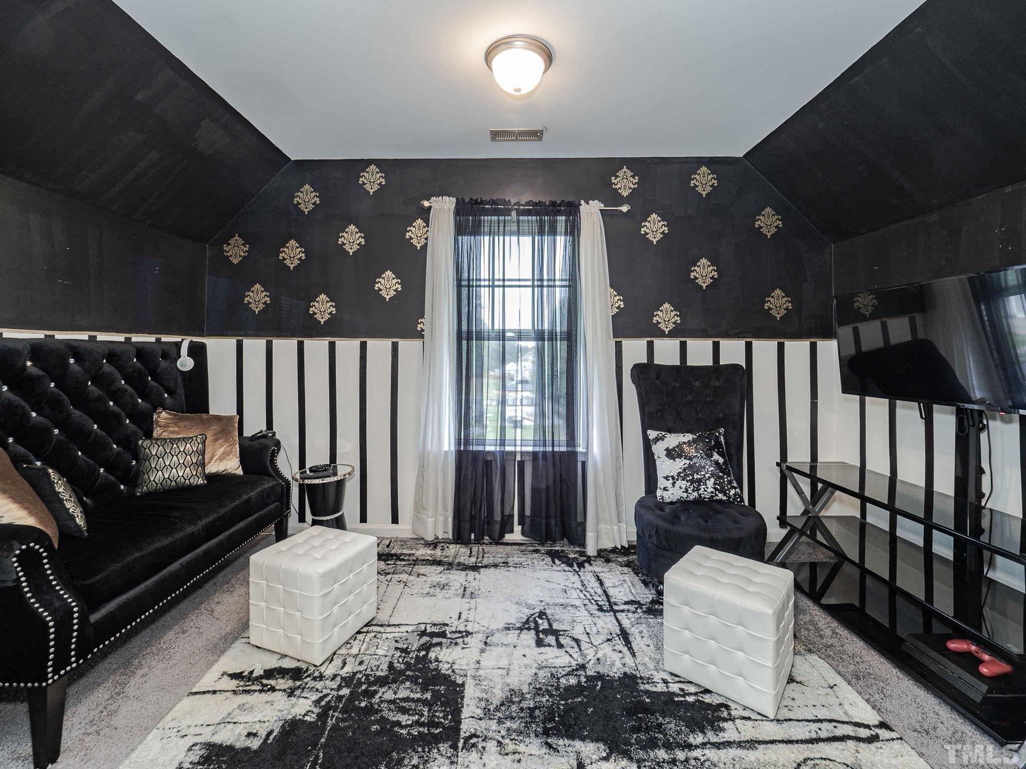 5305 Heather Ridge Lane Raleigh, NC 27610 - Photo 18 of 22 Gallery Image 18