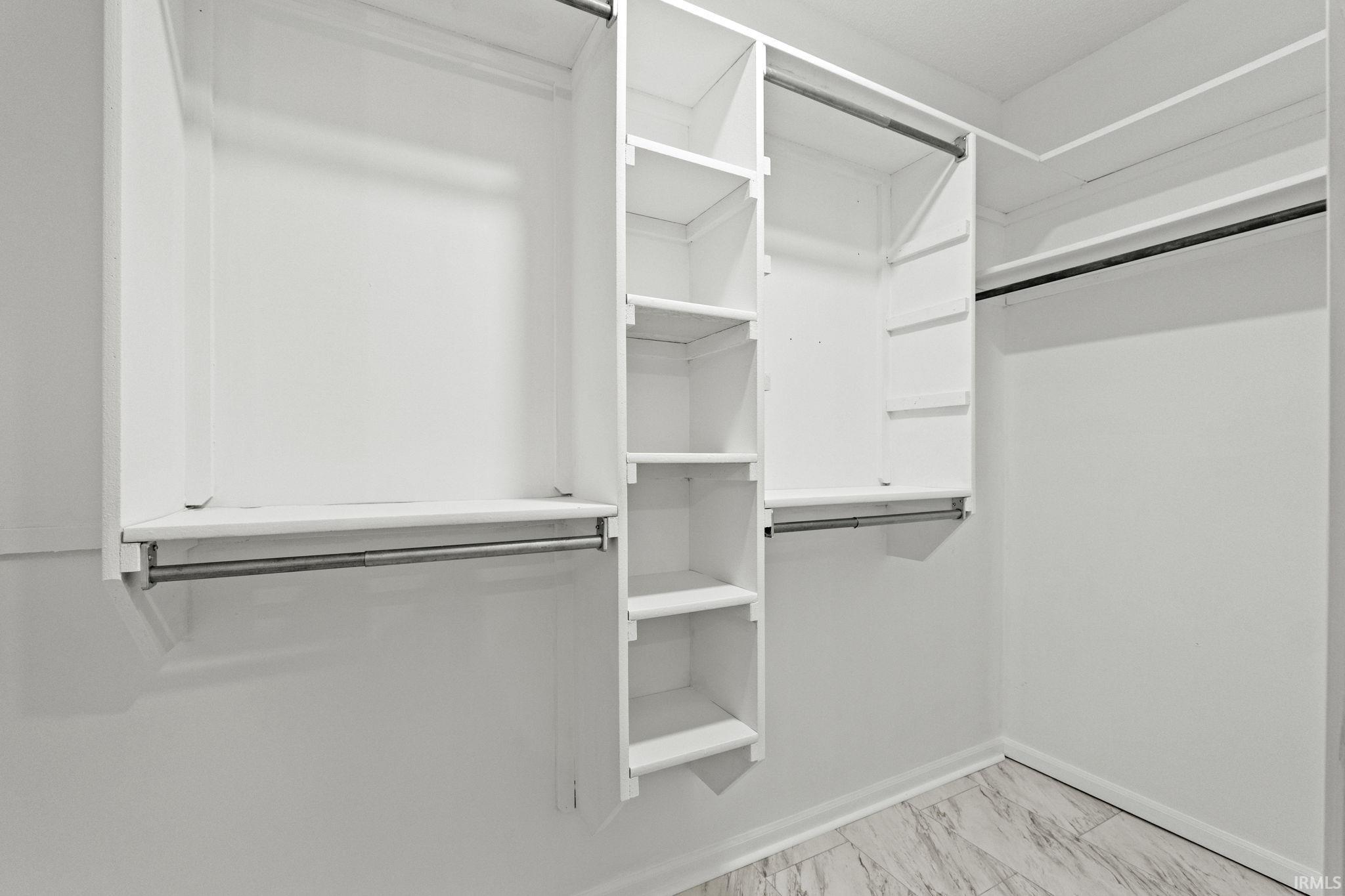 8723 Stand Ridge Run Fort Wayne, IN 46825 - Photo 18 of 33