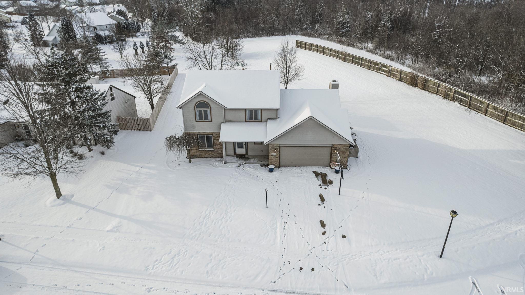 8723 Stand Ridge Run Fort Wayne, IN 46825 - Photo 3 of 33