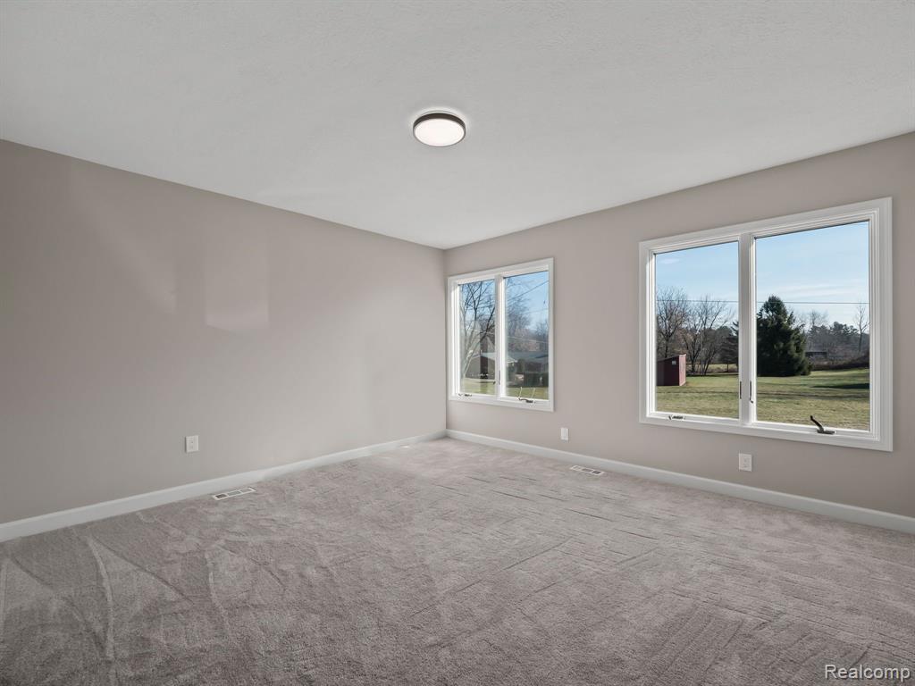 6166 7 Mile Road South Lyon, MI 48178 - Photo 28 of 56