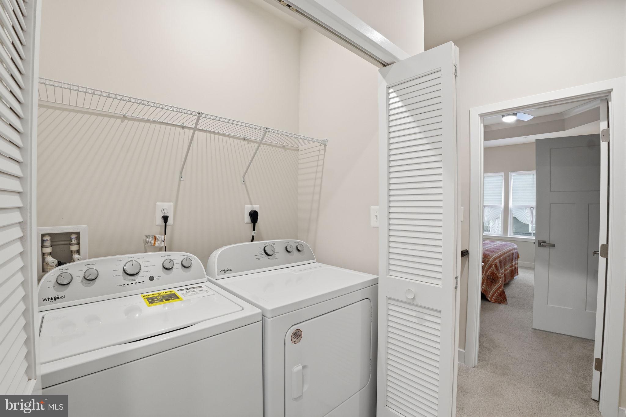 8437 Hamlin Street Lanham, MD 20706 - Photo 25 of 34 W/D on upper level
