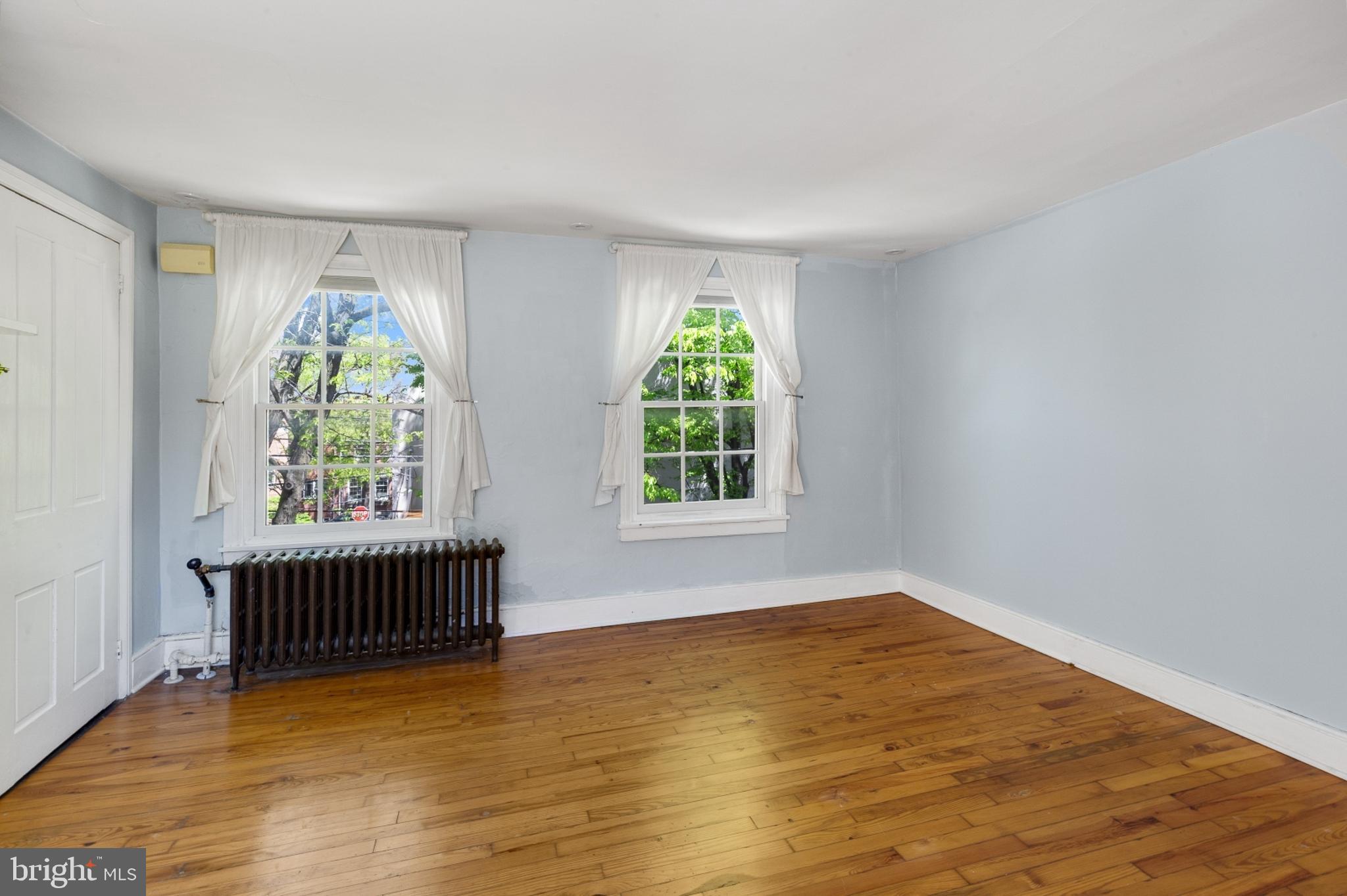 528 Kauffman Street Philadelphia, PA 19147 - Photo 3 of 30