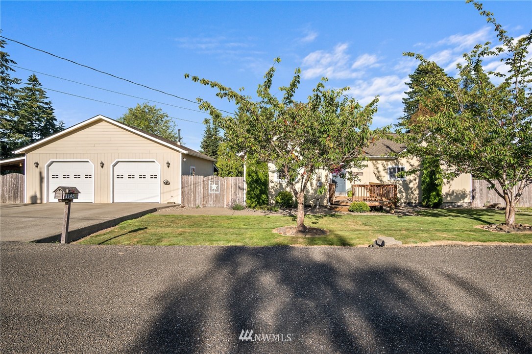 1145 Deal Street Raymond, WA 98577 - Photo 1 of 20 Gallery Image 1