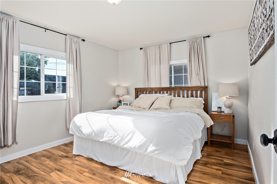 1145 Deal Street Raymond, WA 98577 - Photo 13 of 20 Gallery Image 13