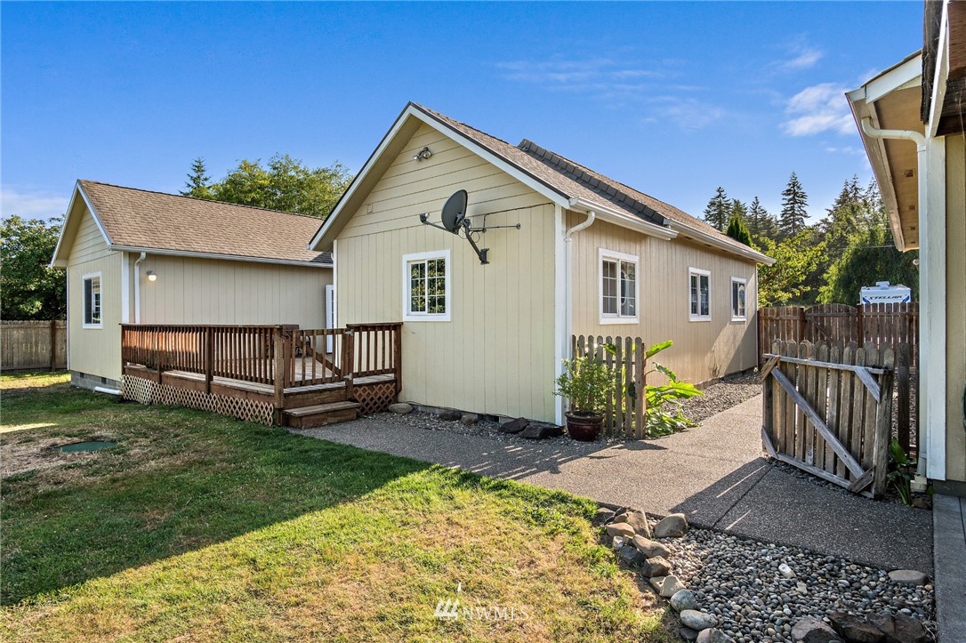 1145 Deal Street Raymond, WA 98577 - Photo 18 of 20 Gallery Image 18