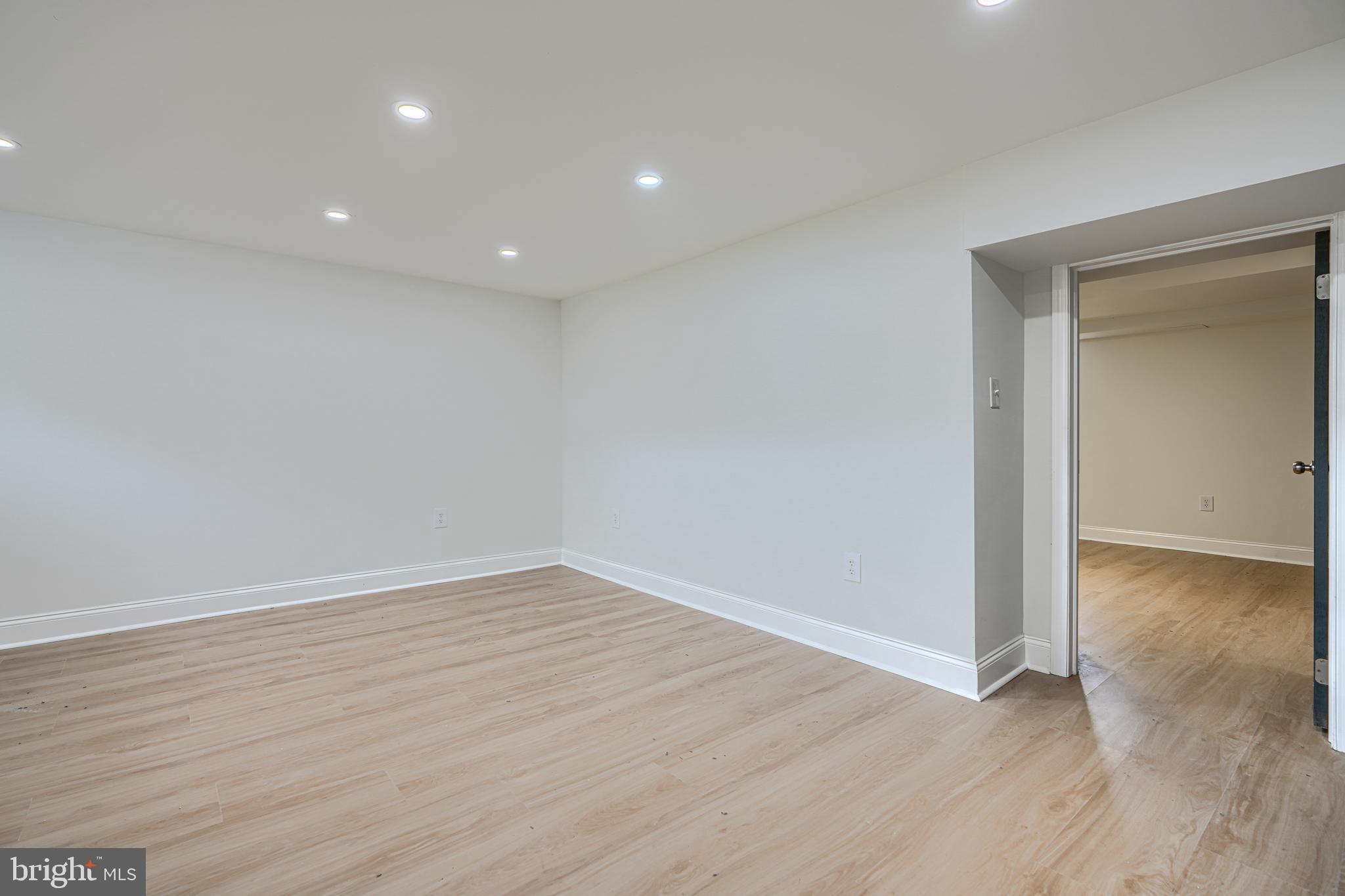 1905 Heathfield Road Baltimore, MD 21239 - Photo 33 of 49