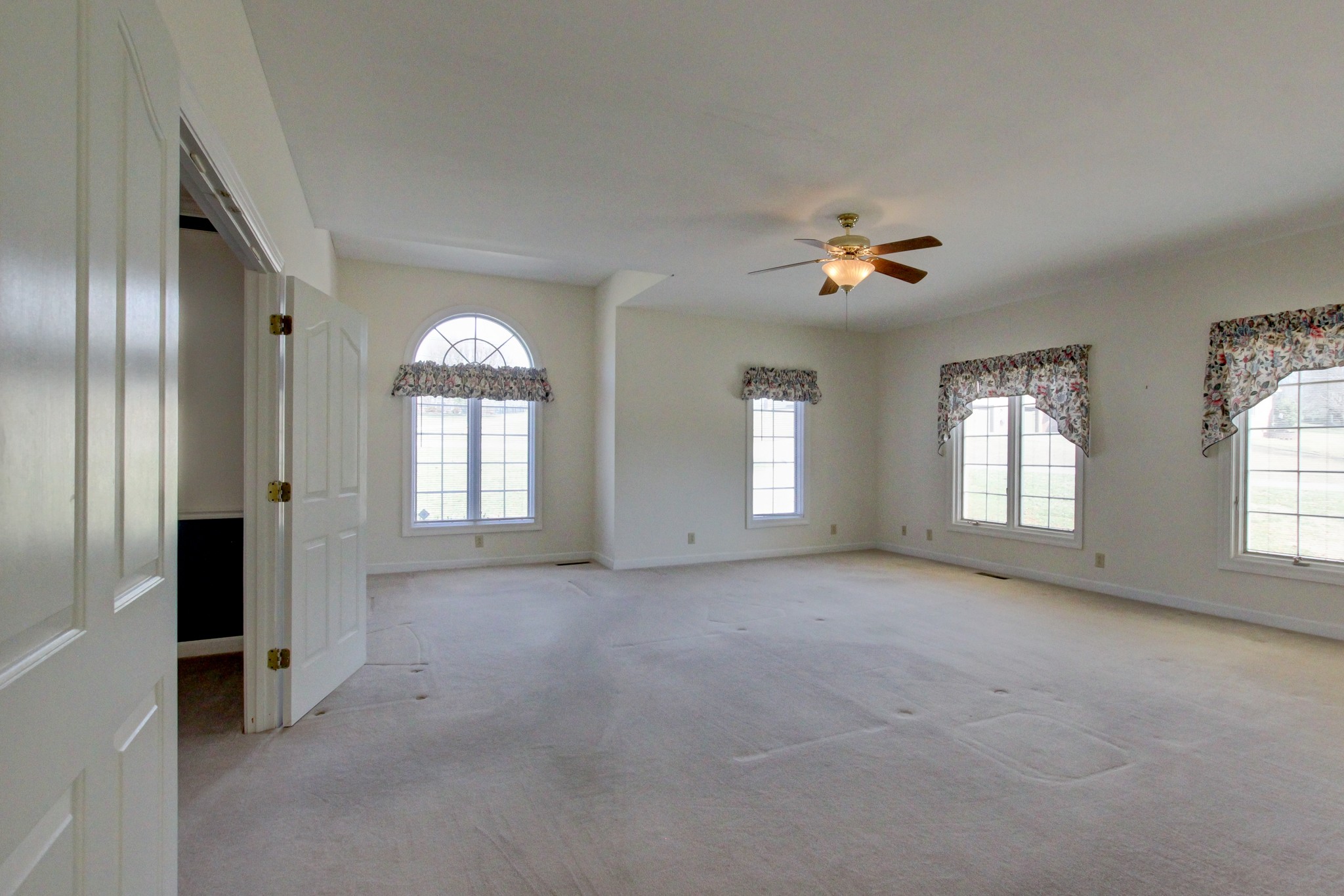 2208 Foxfire Road Clarksville, TN 37043 - Photo 23 of 46 Gallery Image 23
