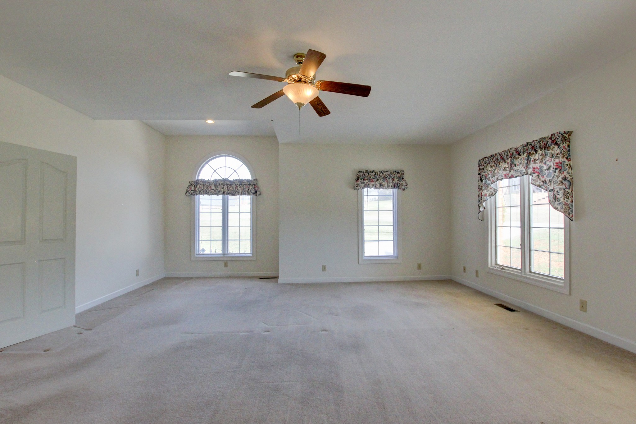 2208 Foxfire Road Clarksville, TN 37043 - Photo 24 of 46 Gallery Image 24