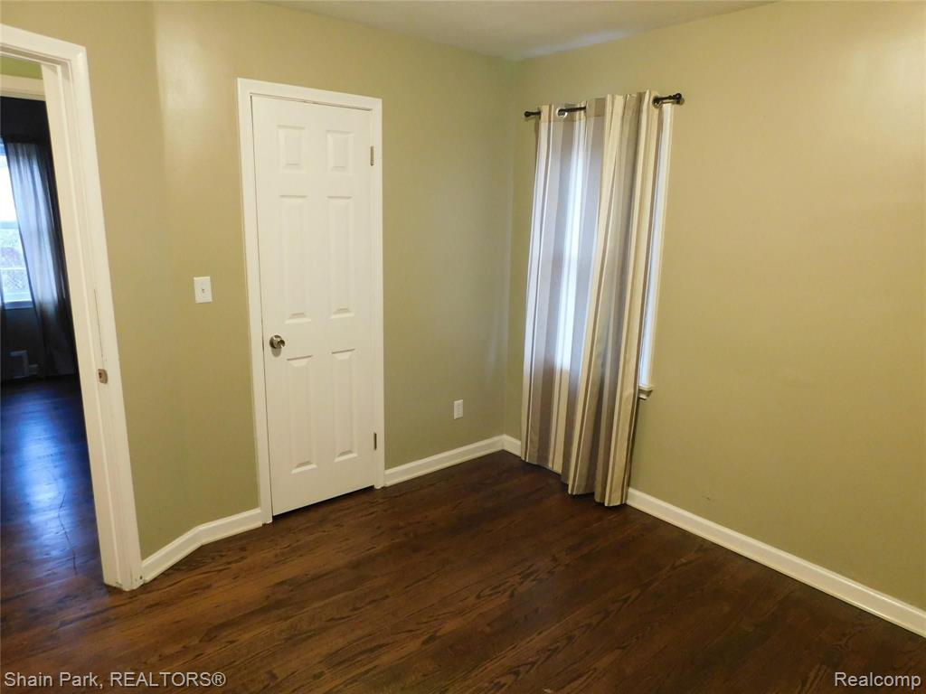 415 South Campbell Road Royal Oak, MI 48067 - Photo 25 of 38