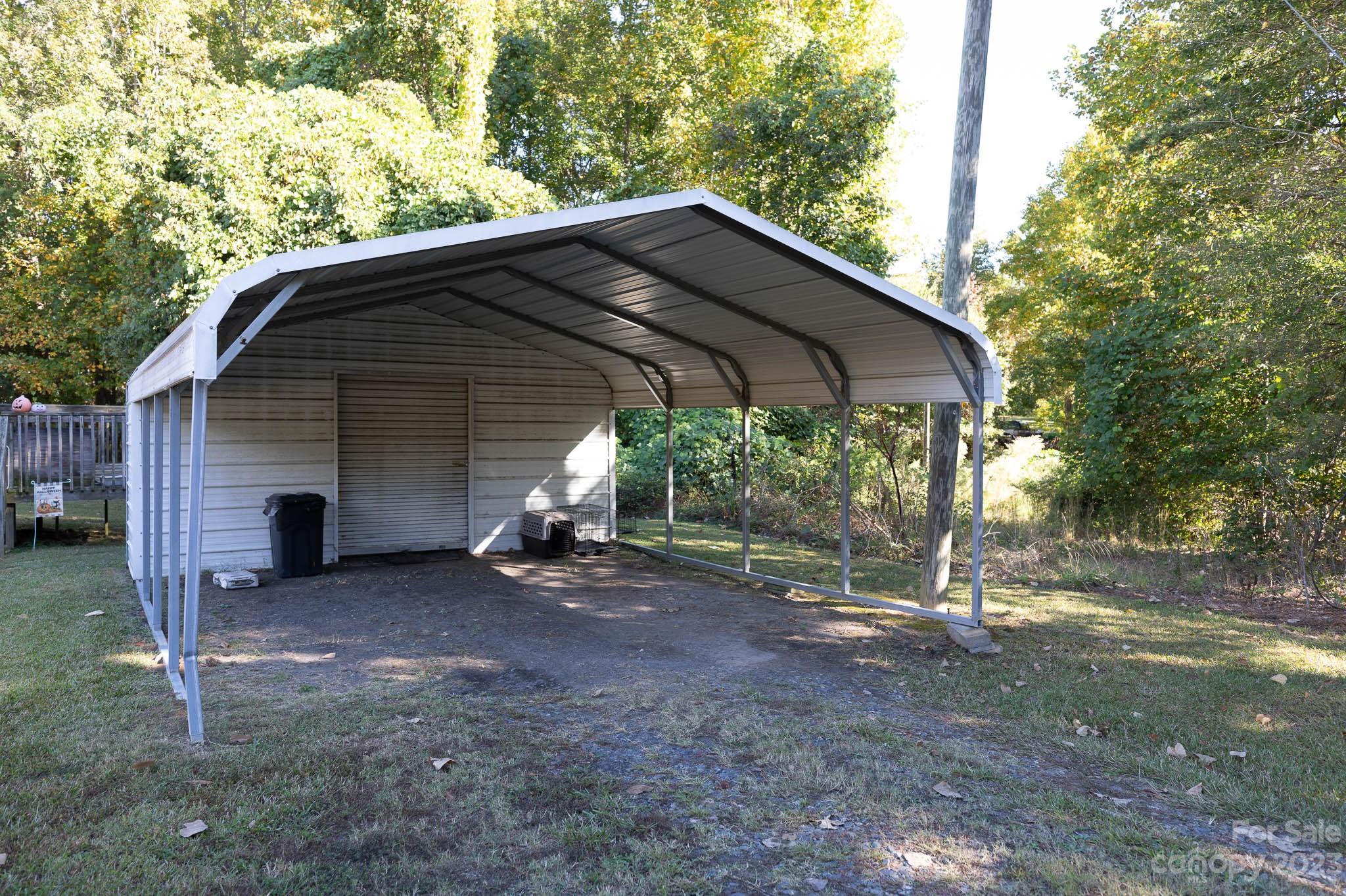 2123 Old York Road York, SC 29745 - Photo 3 of 25 Gallery Image 3